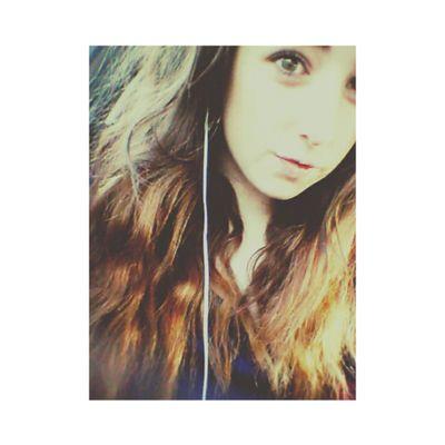 BigFansOfJls's profile picture. //be yourself instead of pretending to be someone your not \\