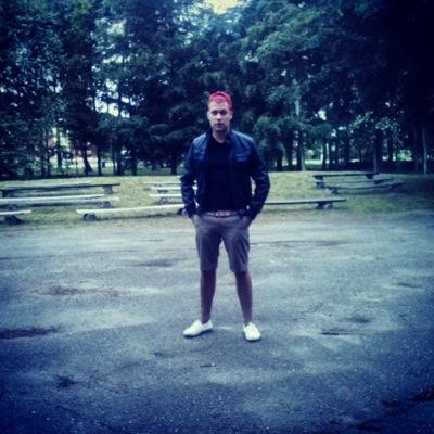 Es ar vārdiem nemētājos, es ar tiem spārdu.