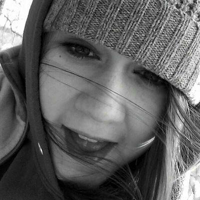 maddie_sue29's profile picture. 