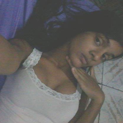 Dessscruze os braços, siga sempre em frentte;;
não espere nada cair do céu.
Qe, do céu só cai chuva Fiel.