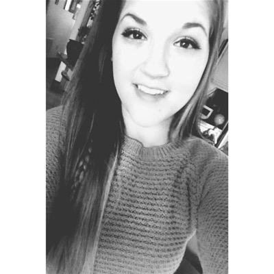 jessicavoth's profile picture. 