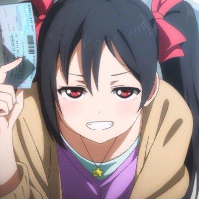 麻雀と将棋と山とサウナとラブライブが好きです。