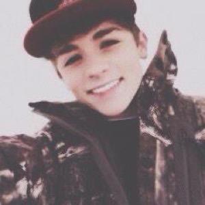 imdylansdauzat's profile picture. follow my main account ;@haileeyymarie