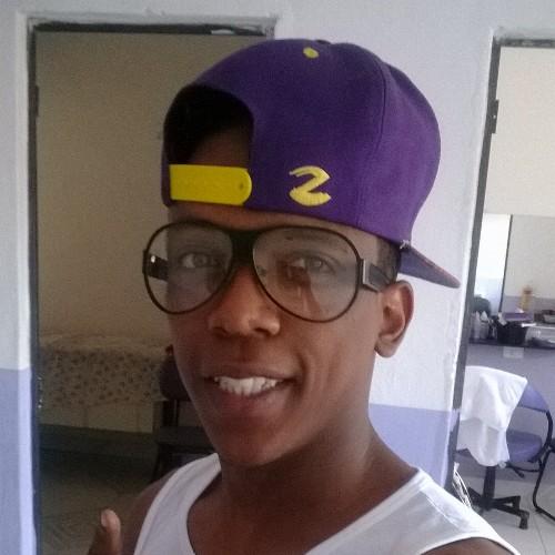 RAP ,COMEDIA,MUSICA,,FAMILIA,AMIGOS,SORRISOS,POESIA,MINHA NAMORADA.E ACIMA DE TODOS #DEUS