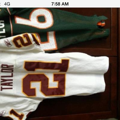 R.I.P to my cousin Sean Taylor and of course mom and momma. Instagram @Live_Kutz