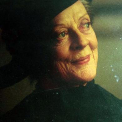 RvMcgonagall's profile picture. #RvHPROL Jefa de la Casa Gryffindor. Profesora de Transformaciones y Subdirectora.