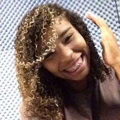 ♕ I love my Family♫♫ ♥ ... Não me julgue antes de me conhecer. Eu posso te surpreender! https://t.co/T0ghuVnKU4