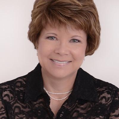 iamlisasmith2's profile picture. Media Expert, Mom, Nana, Child of God and Best Friend...