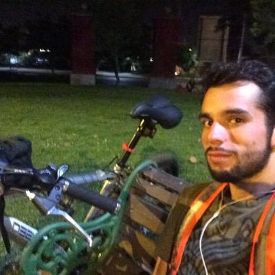 Curioso por naturaleza y crítico pro positivo. Odio a los chantas, falsos profetas y pseudo intelectuales.