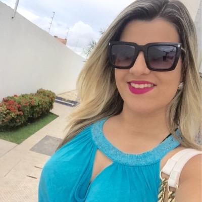 carioca, jornalista e estudante de Direito.