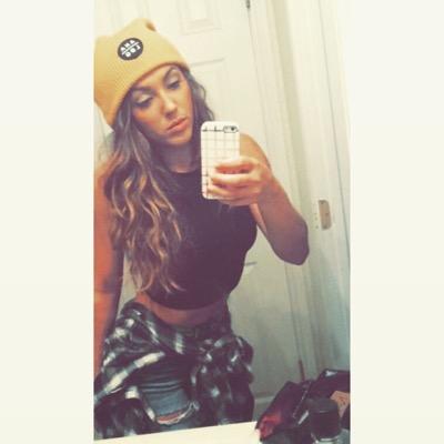 TAYLORRRRICAN's profile picture. --Boricua-- 
Traveler of life, love, lust, and everything in between. No one can deter me from being at the top.