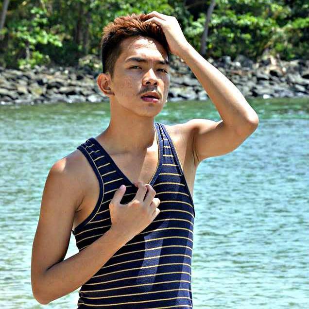 ARTISTANG POGI! :D
Instagram: @Cheesebread_08

Facebook: https://t.co/N90y8lMXrY