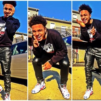 I DO THAT HOOP SHIT IMA FUNNY MF YALL KNO  I LOVE MONEYY C.R.E.A.M