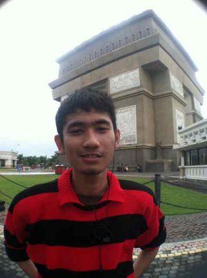 be your self . | UIN syarif hidayatullah jakarta