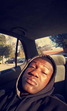 Just A CountryBoi Trying To Make It Out.. Gotta Make Mom Dukes Proud! Live Life With No Regrets! Being The Best Father I Can Be ...