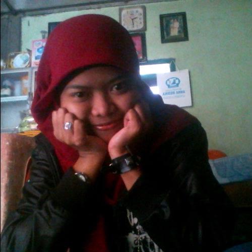 _ristiana's profile picture. 