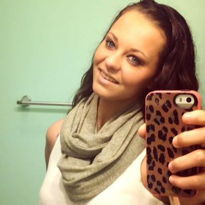 Chazmonmarie's profile picture. The world is quiet here ✌🏽️🌎🤘🏼