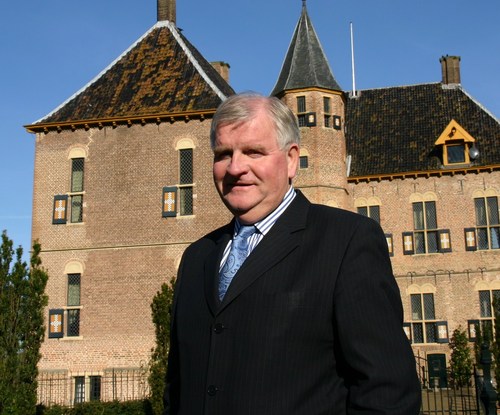 Overleden 19-02-2015
Voormalig Burgemeester Gemeente Bronckhorst,Voorzitter Raad van Toezicht Achterhoek VO, Euro Nederlander 2012 Beste Locale Bestuurder v. NL