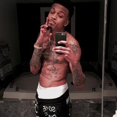 Love you @augustalsina❤️ Vote for aug by tweeting #Ichooseaugust #Testimony in stores! #alsinahoneys #alsinayungins #alsinanation