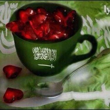 ‏‏‏* تجارب الحياه هي من تصنعنا
* تعلم من أخطاؤك فتسمو وترتقي
* 🌷علمتني الحياه ان اجعل قلبي مخموما🍃