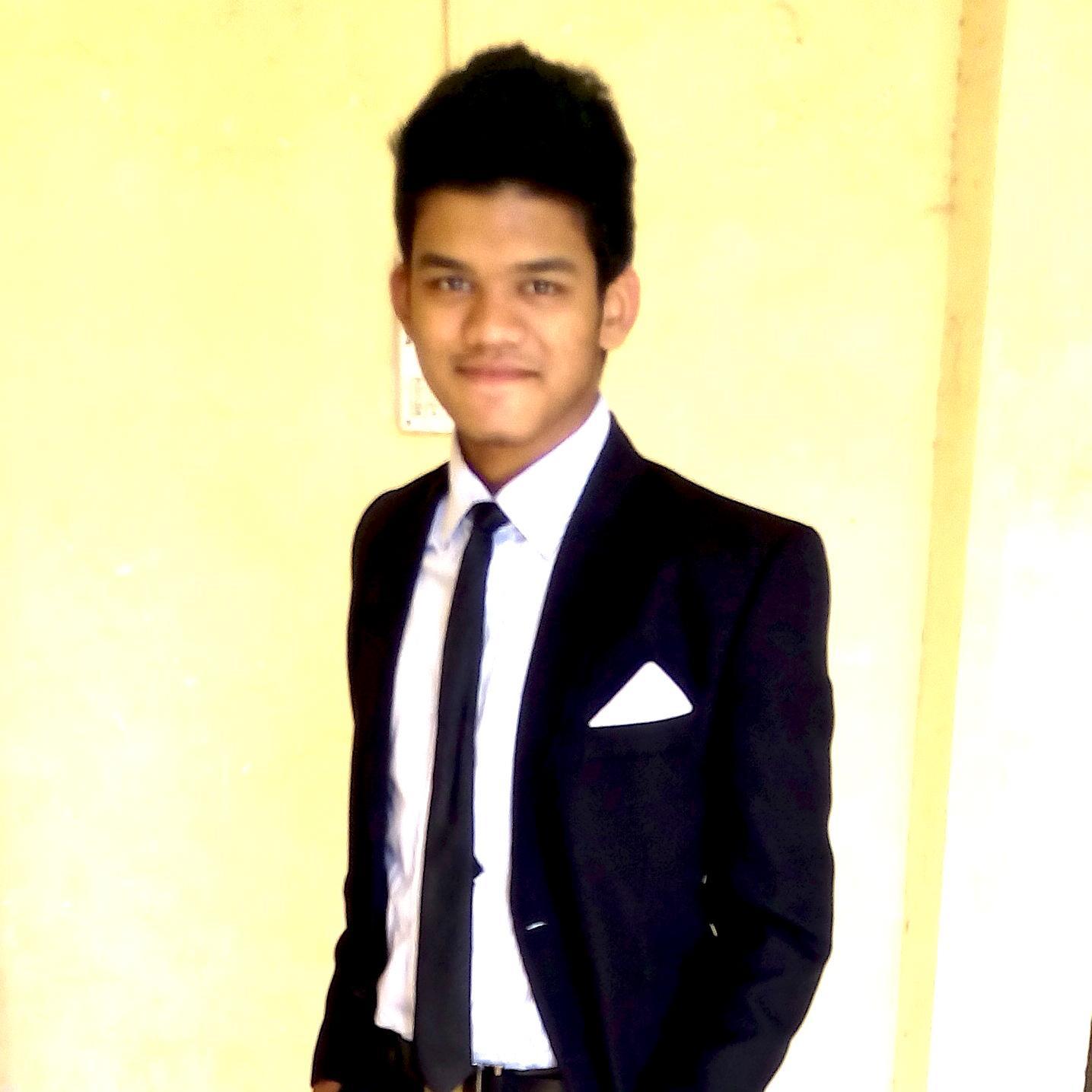 anandlakra07's profile picture. Musician. Athlete. Footballer.