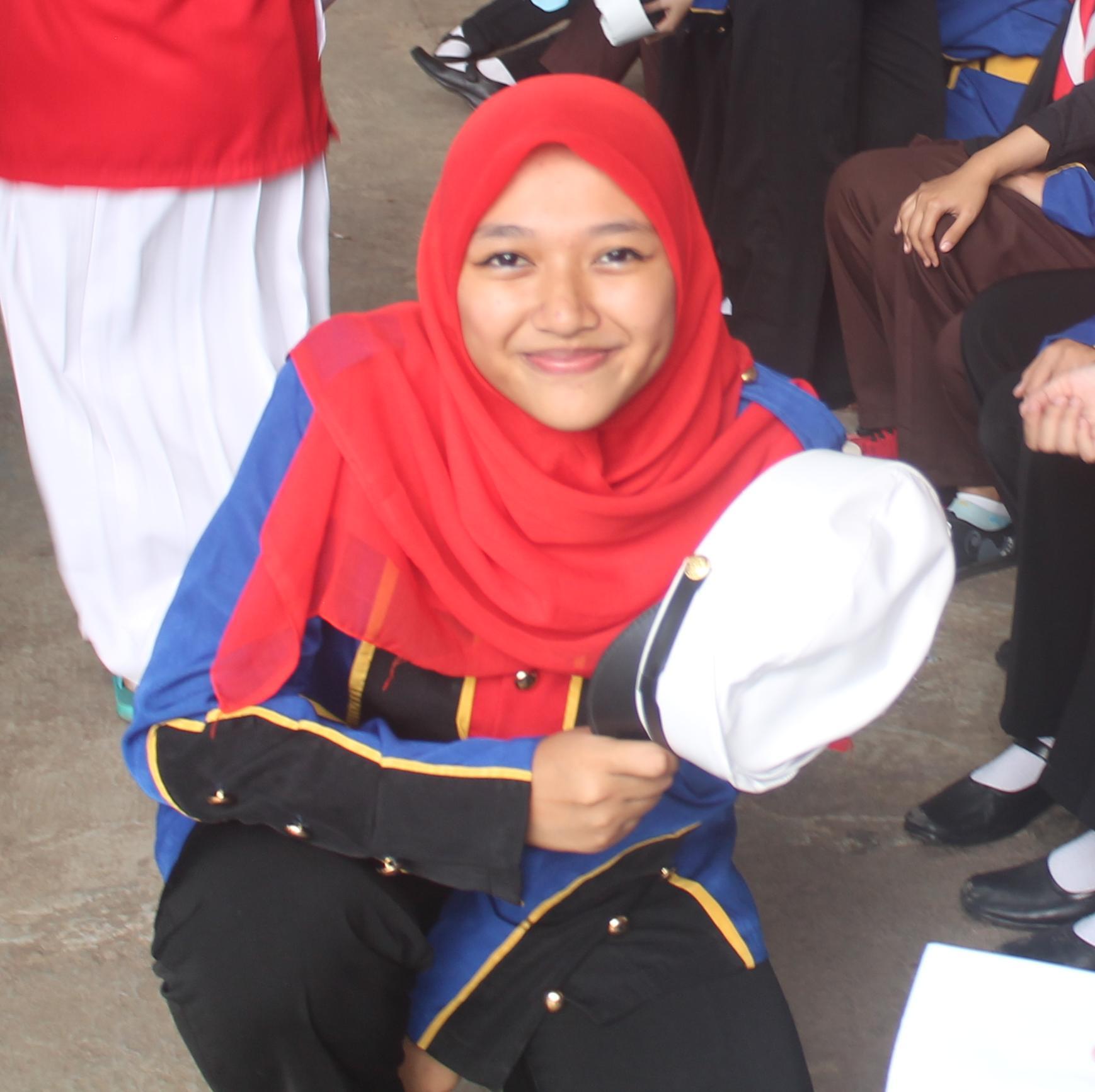 mia_lestariML's profile picture. jadi seseorang yang berguna aja :*