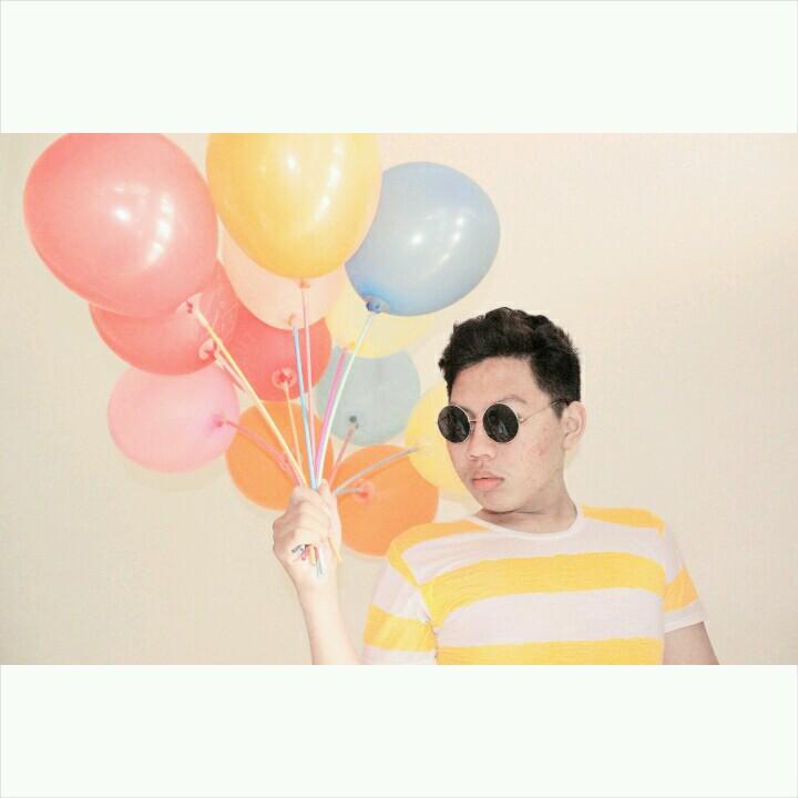 ☺☺☺hallo мϔ name EVAN  I live in jakarta I was a student at PGRI 11 smk 11 class мϔ pin:25F081CC followback?? just mention(•►_◄•)