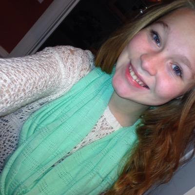 AbbyChakales's profile picture. love what makes you, you:)