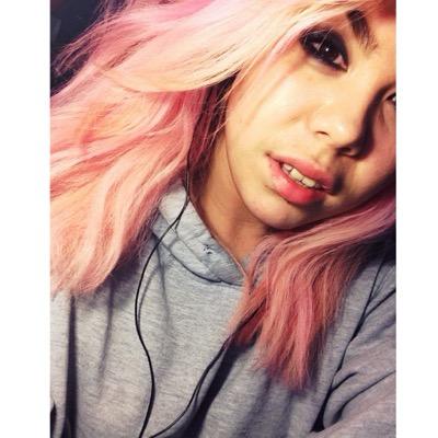 Click that follow butten I suck at spelling but love to write! music, anime, 'lotta selfies kik- cleverchild ☺️