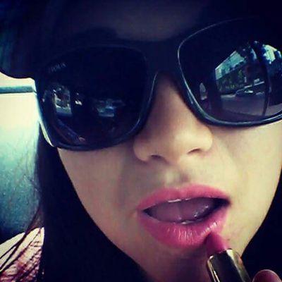 Sigueme y te sigo.
FB: Cloe Sensualitty