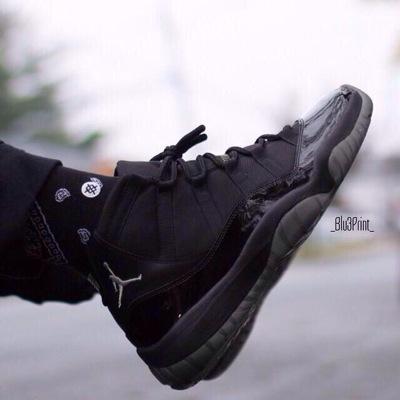 nanbu_u's profile picture. japan and america half