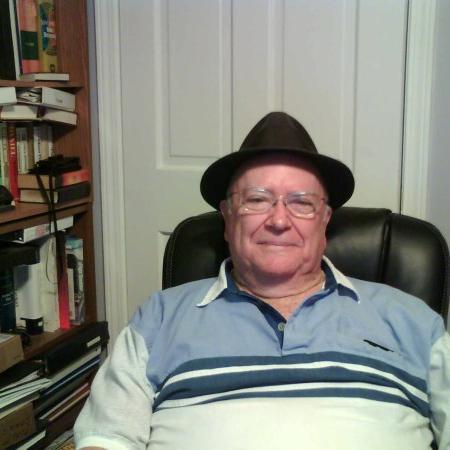 I'm an old time, Christian,  marketer, that loves MLM, video Marketing, & internet