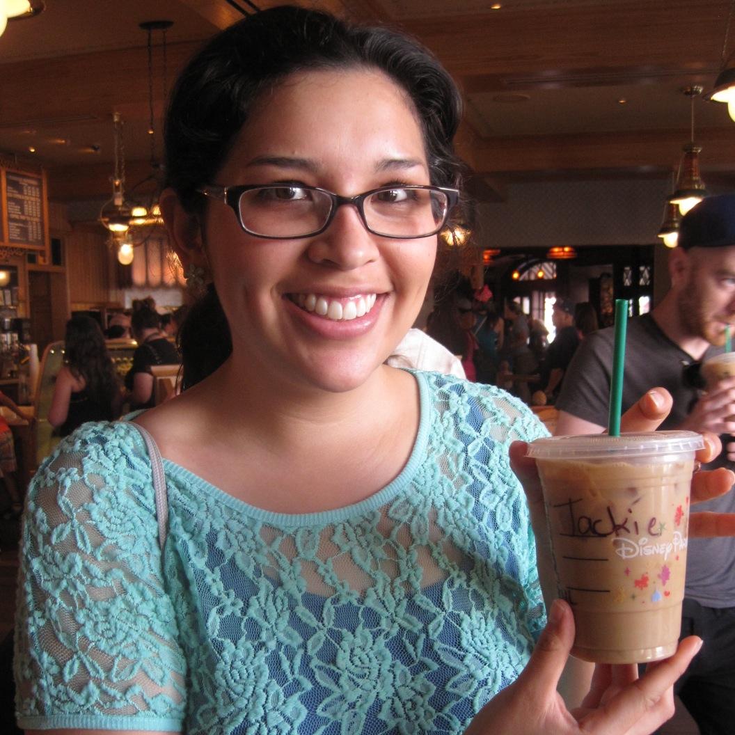 Vegluv's profile picture. Hi! I love everything pop culture but my love is primarily devoted to three areas: 1. Taylor Swift 2.  Rob and Kristen and 3. Veganism. :)