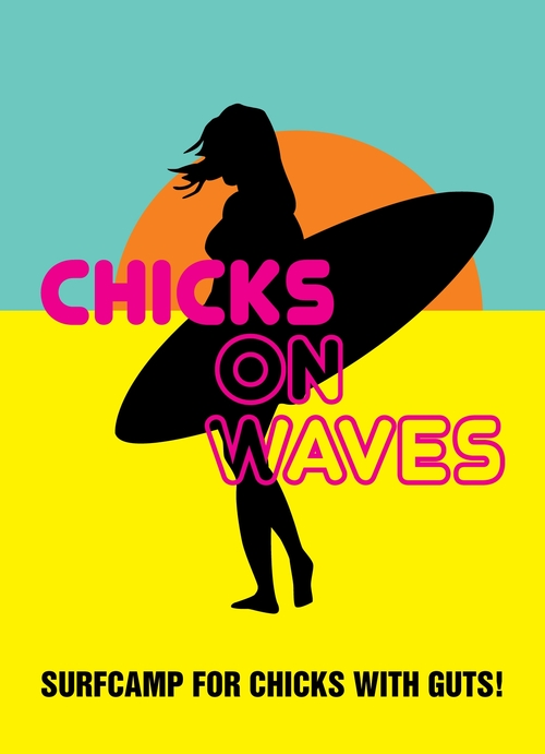 Surfer and founder of ChicksOnWaves surf & yoga weeks in Portugal