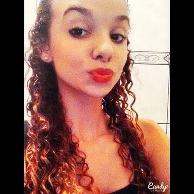 Pra mim as coisas mais valiosas ainda são de graça paz, amor, liberdade e uma mente educada.