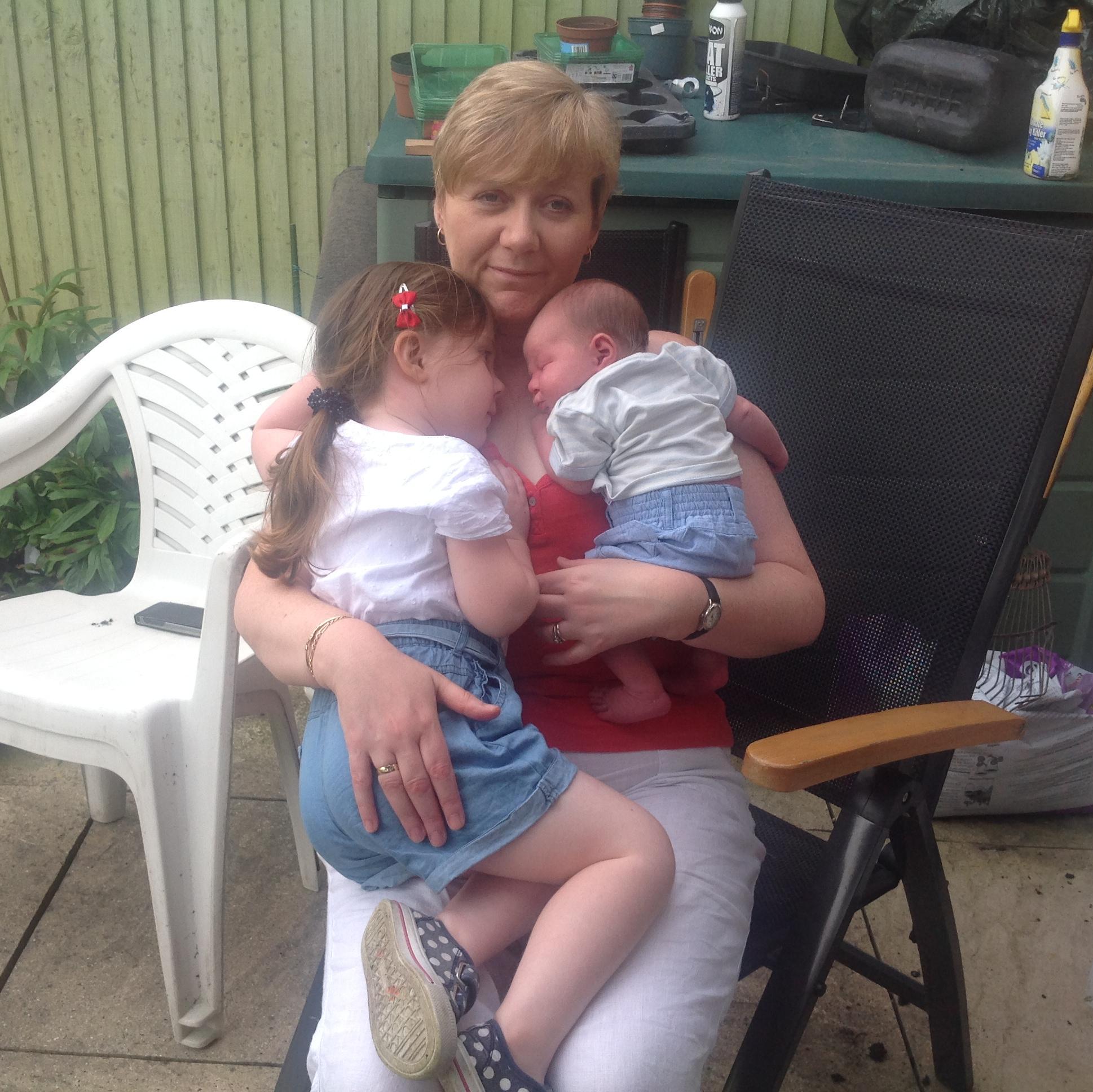 lizzie13666's profile picture. I have 2 grown up children & now 2 amazing grandchildren. i Enjoy baking and spending as much time as possible with my family.