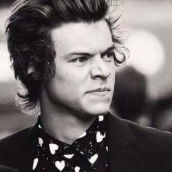 HarrysThrust_'s profile picture. I'm in love with a gay man.