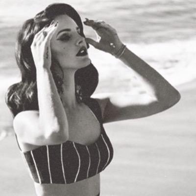 Lana Del Rey,The Pretty Reckless,Friends