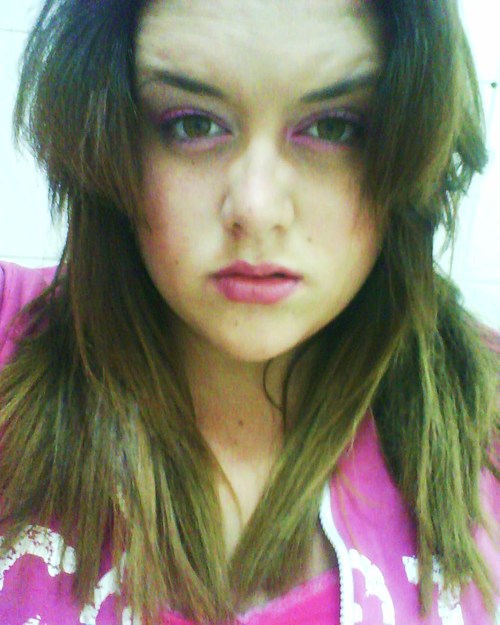 JessikaCassale's profile picture. dj, estudante, estagiaria! mimada, geniosa e teimosa.  nao tente me prender em uma jaula pois não vou gostar ;)