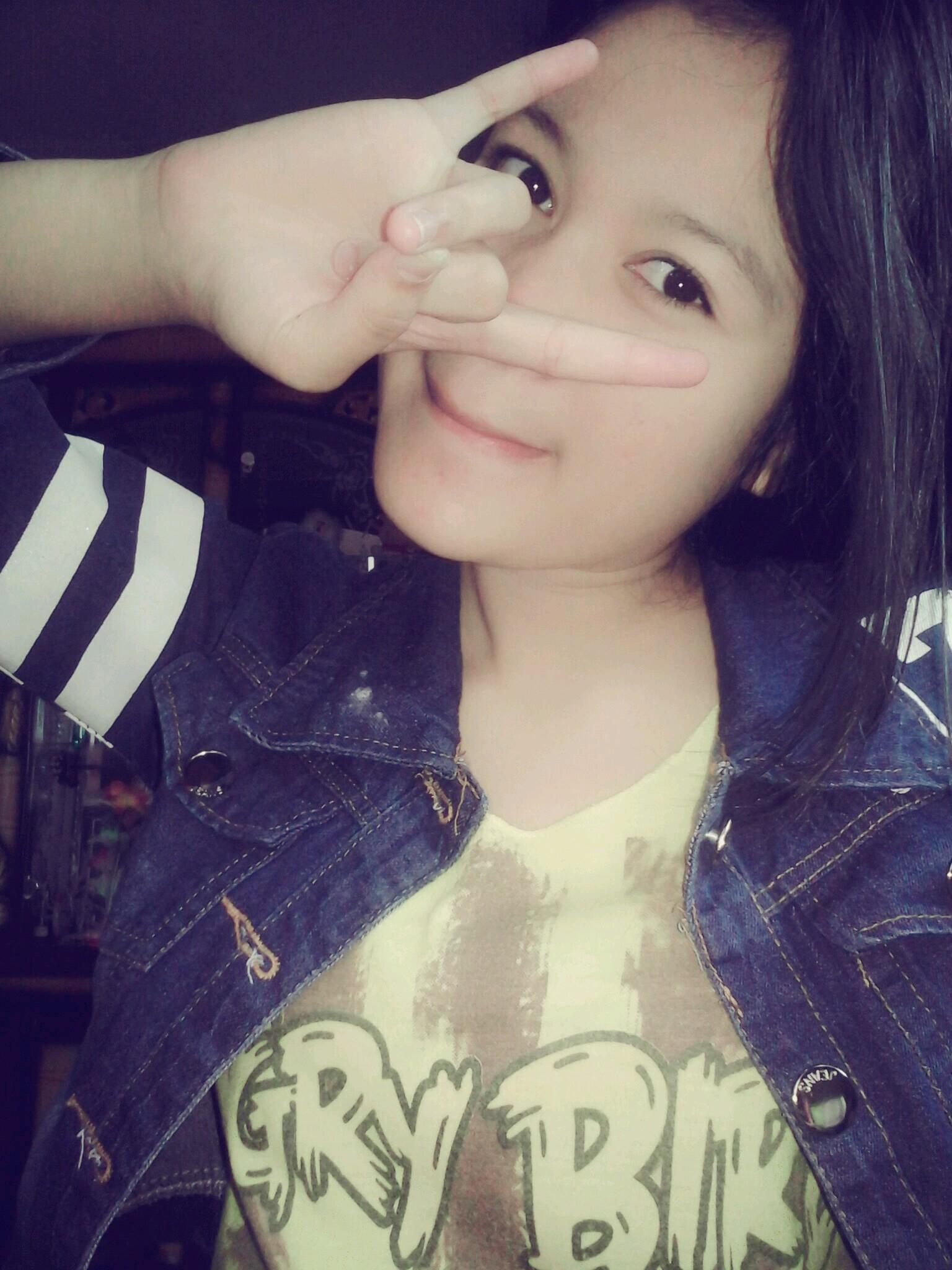 Tekan tombol follow Buat kalian yg baik Hati dan tidak sombong{}