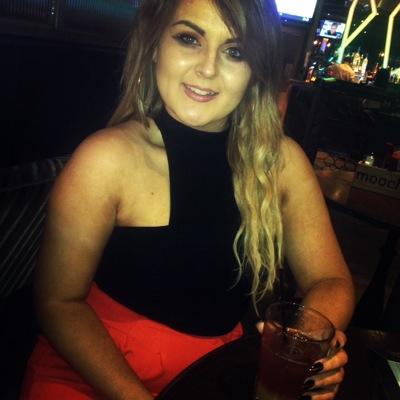 emer_mastersonx's profile picture. 