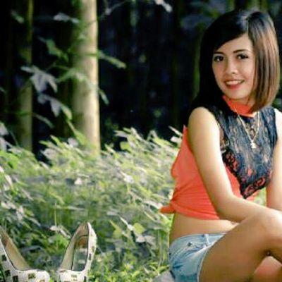 Kamu tak dpt mengubah apa yg teLah kamu muLai , tapi kamu dpt mengubah apa yg ingin kamu ubah . Mau foLLback ? Mention duLu :p