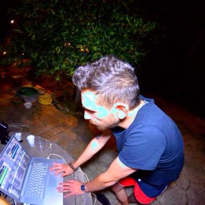 Daniele1RM85's profile picture. Music is the answer...