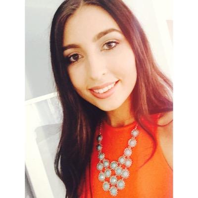 EmilyMichelleC's profile picture. 