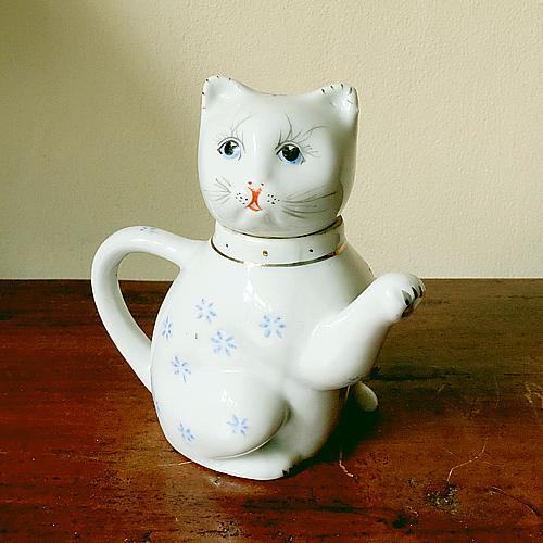 teainmyeyes's profile picture. Tea in my eyes T.T