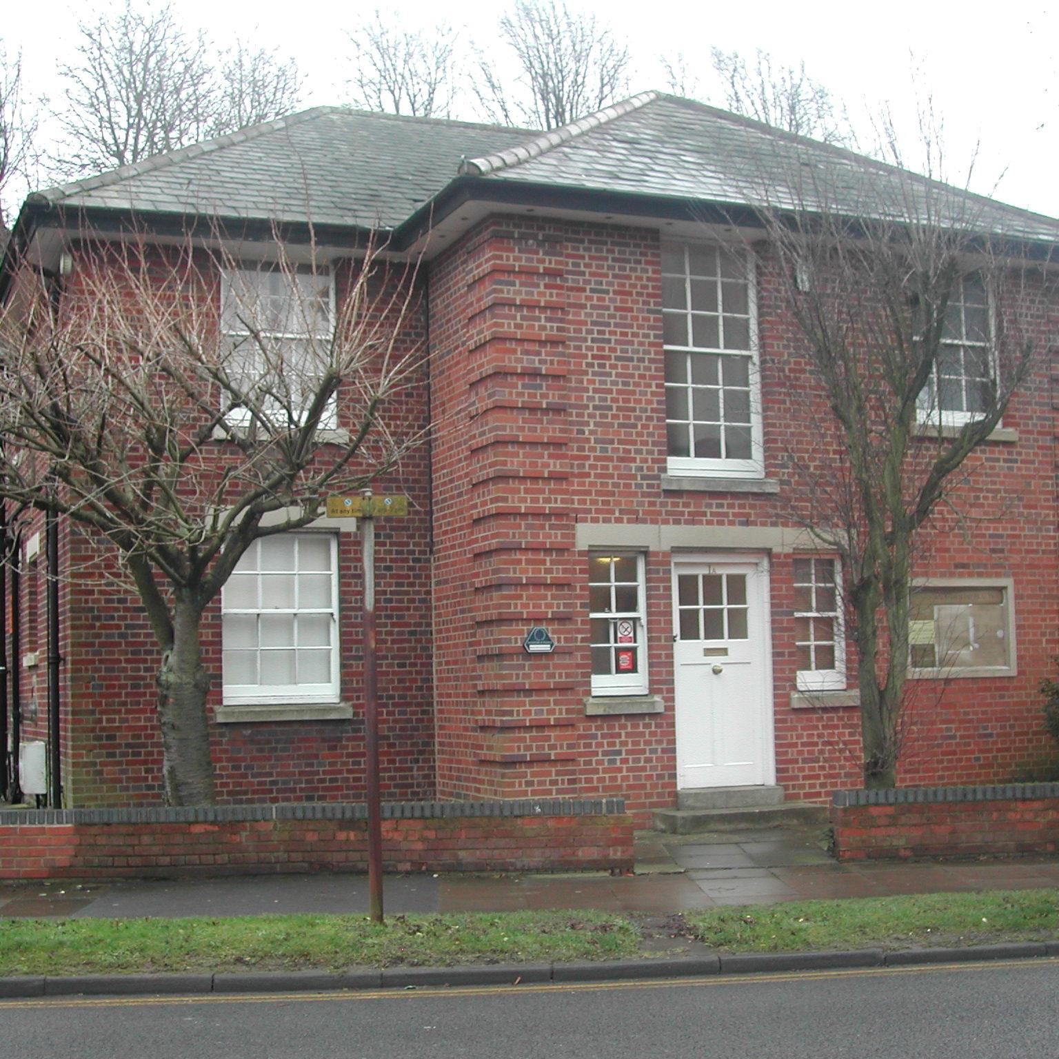 Family friendly Dental Practice established since 1982 in Dunstable. Providing specialist treatments including Implant, Ortho, Laser, Cerec, facial aesthetics