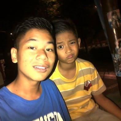 WeAreAryongsFFS's profile picture. 