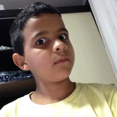 antes de falar de uma pessoa,se olhe no espelho