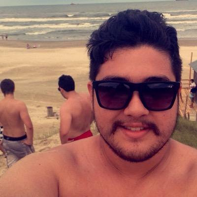 Sei que a estrada só se faz de rumos
E quem sabe dele não vai nos contar.