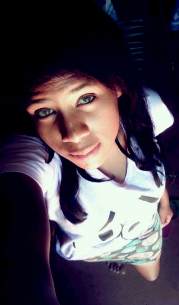 eduarda1599's profile picture. 